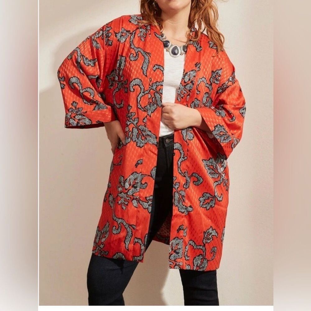 Chico’s open-front kimono jacket orange with black white graphic floral print